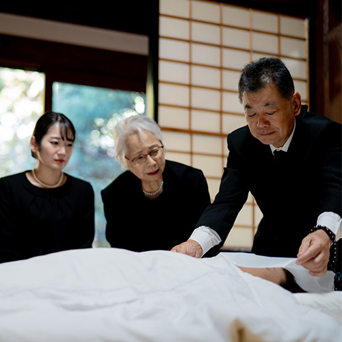 ご安置の儀式的な一場面